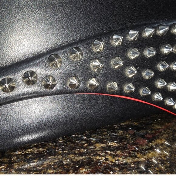 VGC Authentic Christian Louboutin Black Pigalle Spiked Clutch - Picture 2 of 12